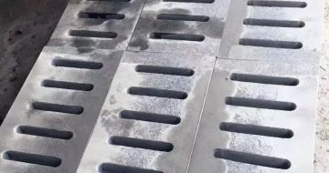 太原 芝麻灰石材沟盖板