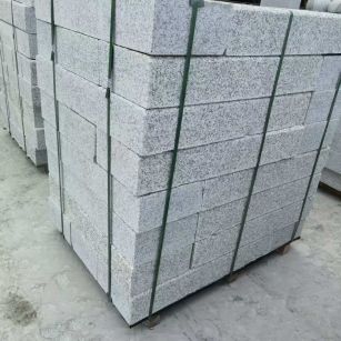 太原 芙蓉白火烧两面路沿石