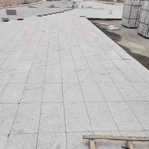 太原芝麻白地铺案例