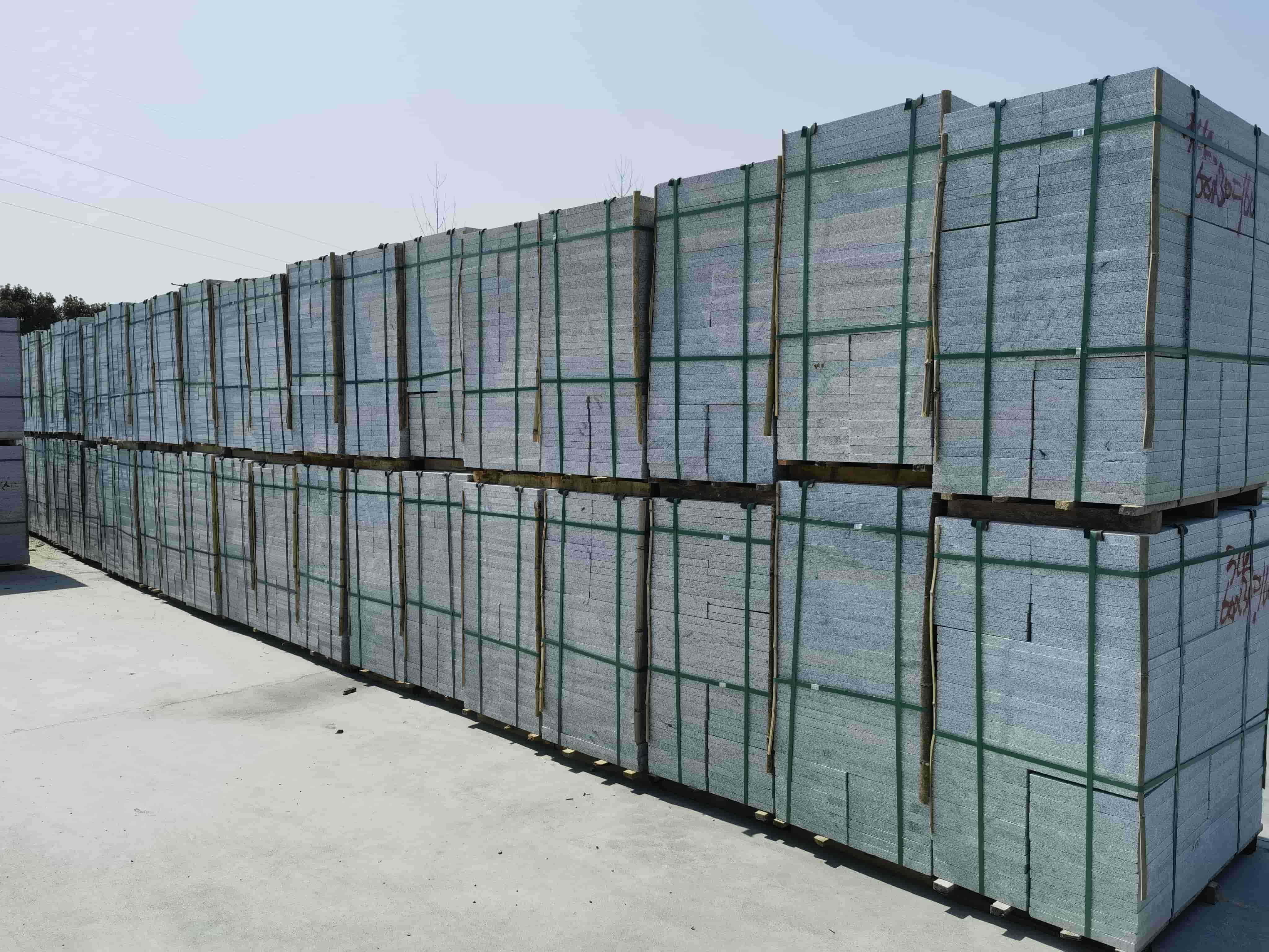 太原芝麻白火烧300*600处理价：3公分23元，5公分28元