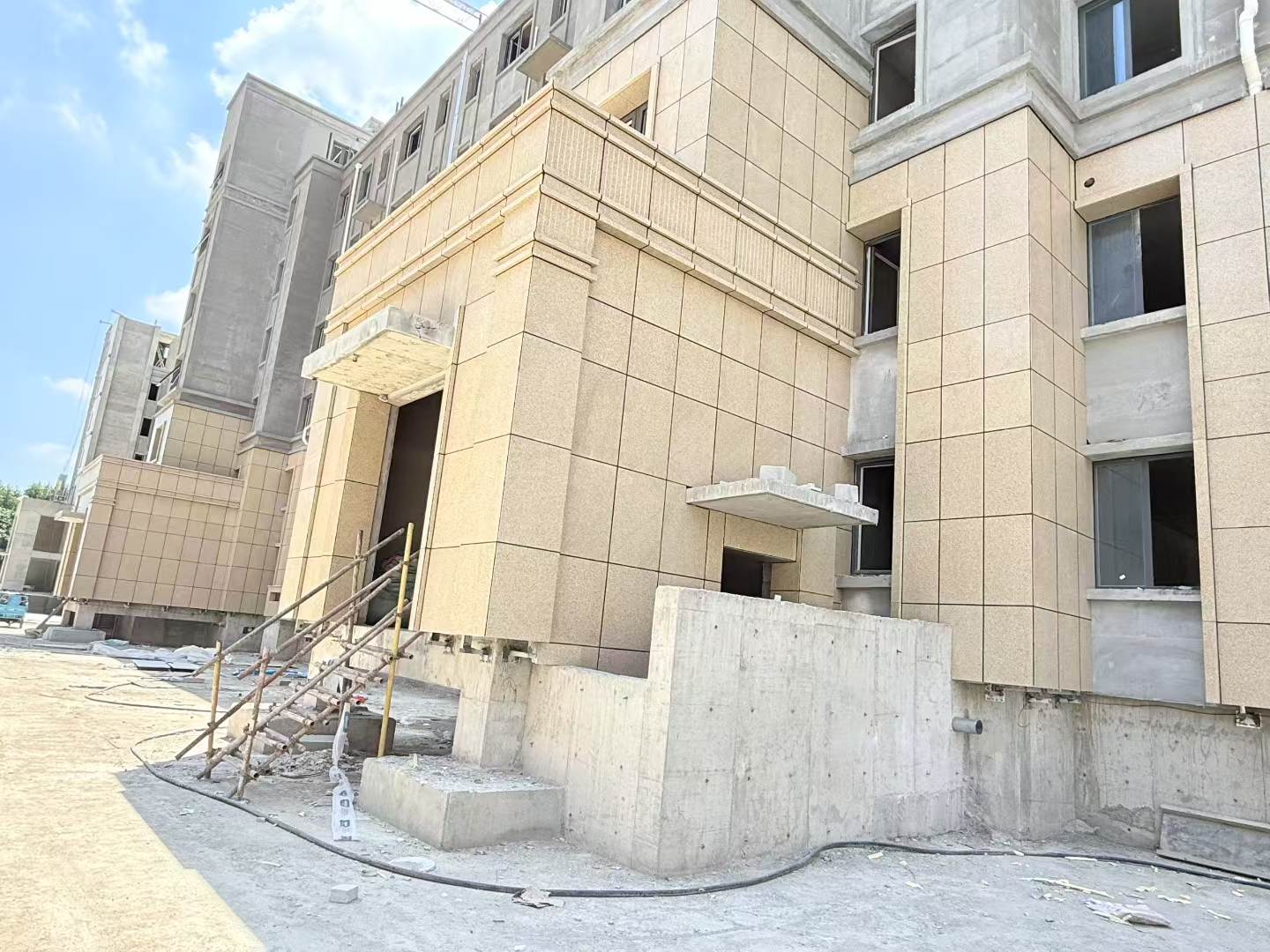 太原 黄金麻干挂，工地实拍