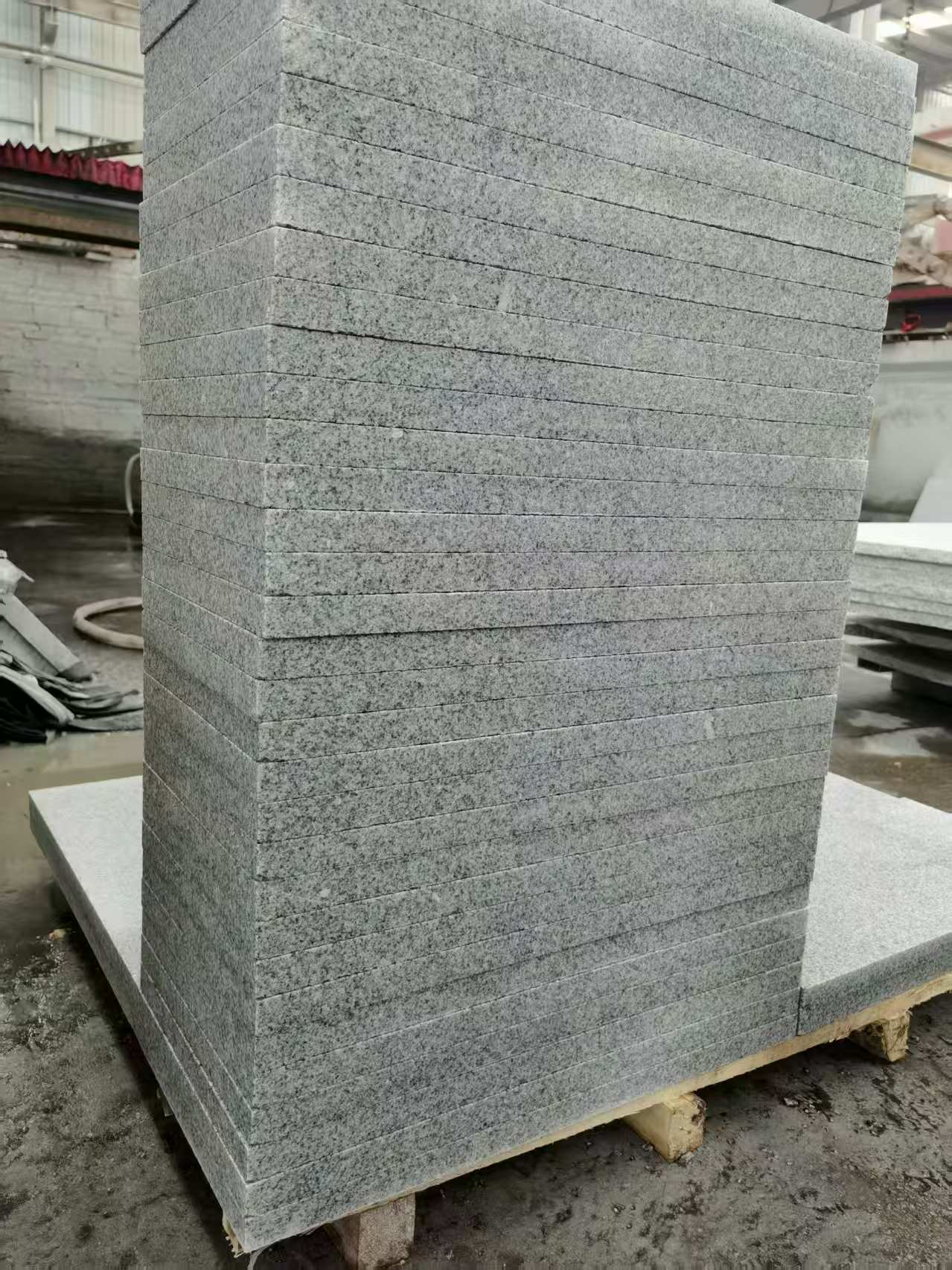 太原 花岗岩 地铺成品300*600，尺寸标准、厚薄均匀