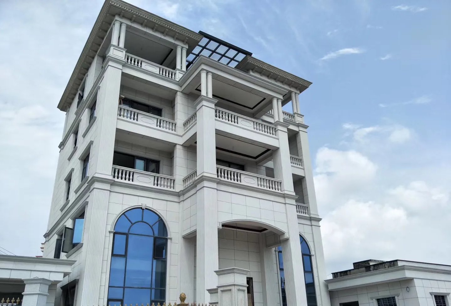 太原芝麻白别墅干挂效果展示